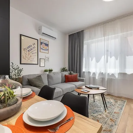 Premium 1br Old Town With Ac Close To Michalska Gate Bratislava