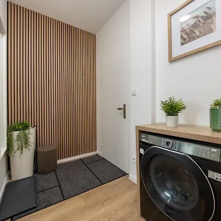 Premium 1br Old Town With Ac Close To Michalska Gate *